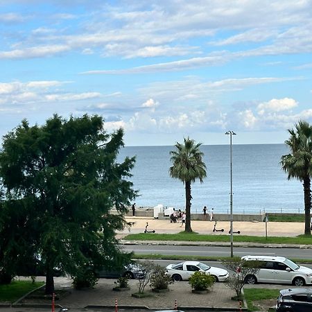 באטומי Liana Sea & Sky Suites מראה חיצוני תמונה